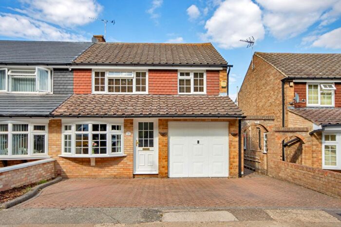 3 Bedroom Semi-Detached House For Sale In Pepper Hill, Northfleet, Gravesend, Kent, DA11