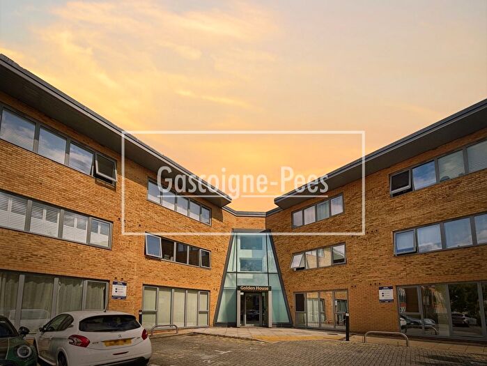 1 Bedroom Property To Rent In Power Close, Guildford, GU1
