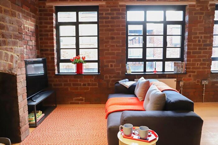 2 Bedroom Apartment To Rent In Egerton Lane, Sheffield, S3