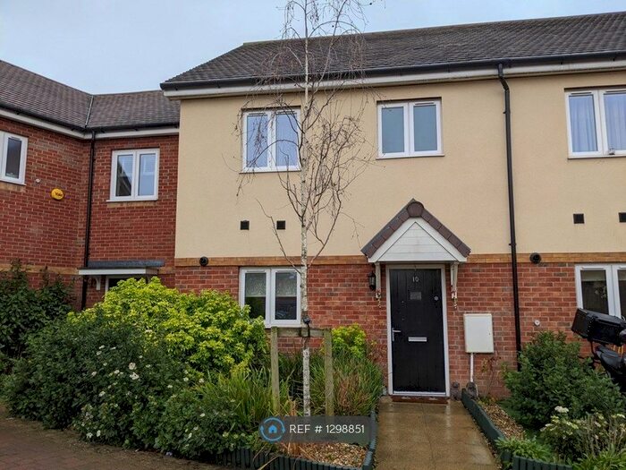3 Bedroom Terraced House To Rent In Stilwell Close, Orpington BR5