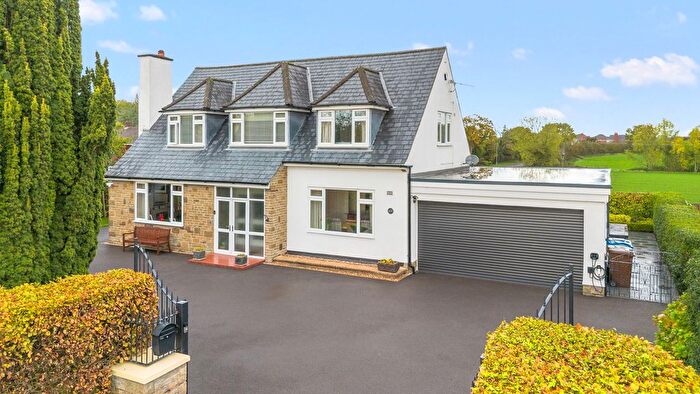 3 Bedroom Detached House For Sale In Newton Road, Lowton, WA3