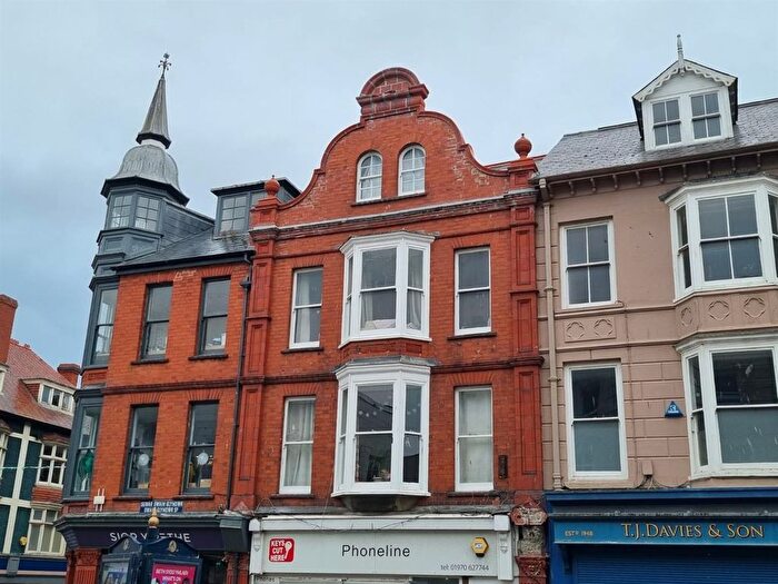 4 Bedroom Flat To Rent In Llys Hen Ysgol, North Road, Aberystwyth, SY23