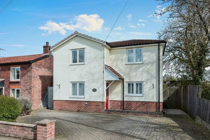 3 Bedroom Detached House For Sale In The Street, Thorndon, Eye, IP23