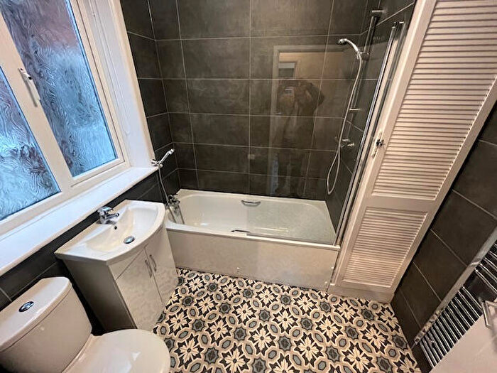 Studio To Rent In Wimborne Road, Bournemouth, BH9