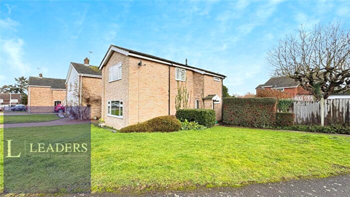 3 Bedroom Detached House For Sale In South Close, Halstead, Essex, CO9