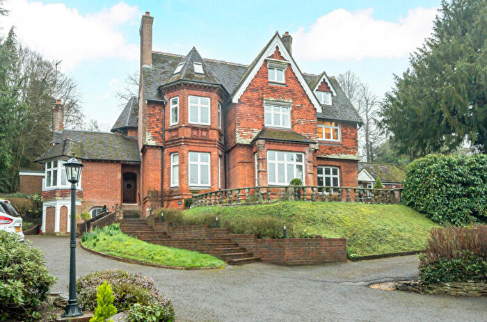 2 Bedroom Flat For Sale In Petworth Road, Witley, Godalming, Surrey, GU8