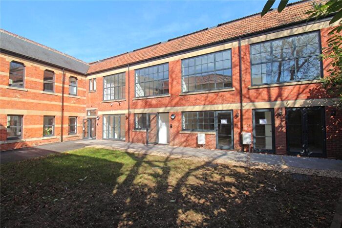 2 Bedroom Apartment For Sale In The Tabernacle, Church Street, BA14