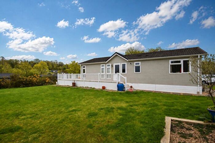 2 Bedroom Park Home For Sale In Warren Lodge Park, Woodham Walter, CM9