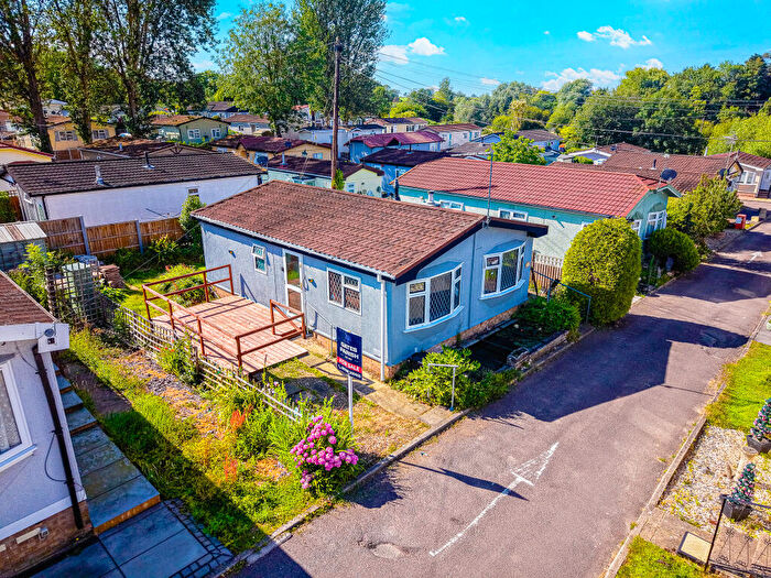 2 Bedroom Park Home For Sale In Layborne Avenue, Noak Hill, Romford, RM3