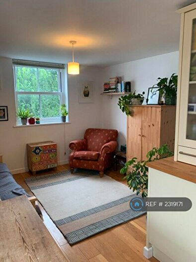 Studio To Rent In Shaftesbury Road, Brighton, BN1