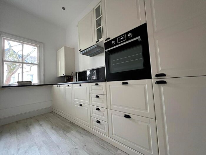 2 Bedroom Apartment To Rent In Grove Park, Liverpool, L8