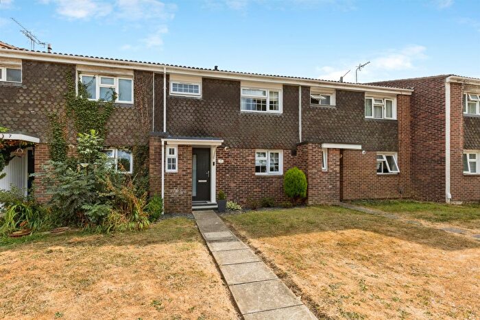 3 Bedroom Terraced House For Sale In Curteys Walk, Crawley, RH11