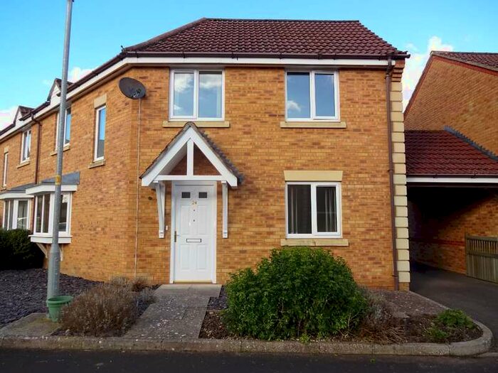 3 Bedroom Detached House To Rent In Eyles Road Devizes, SN10