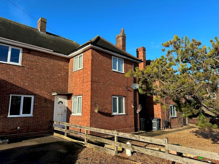 3 Bedroom End Of Terrace House For Sale In Jubilee Cottages, Station Road, Marston Moretaine, Bedfordshire, MK43