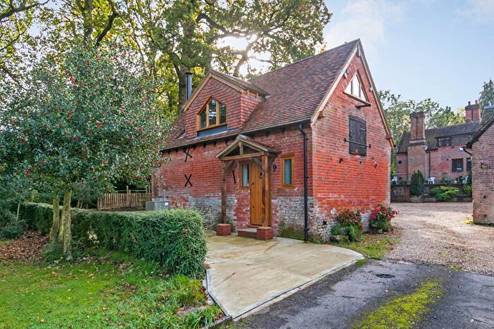 1 Bedroom Detached House To Rent In Lower Ratlake Farm, Hursley, SO21