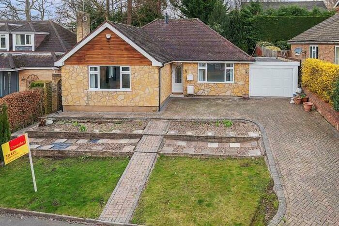 2 Bedroom Detached Bungalow To Rent In Sunninghill, Berkshire, SL5
