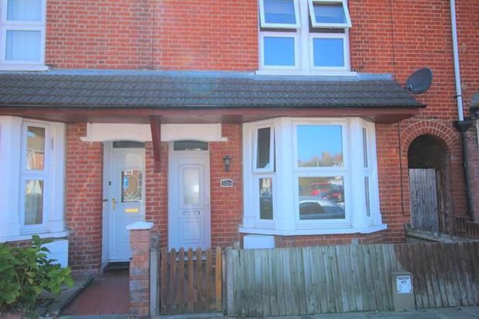 Terraced House To Rent In Coventry Road, Bedford, MK40