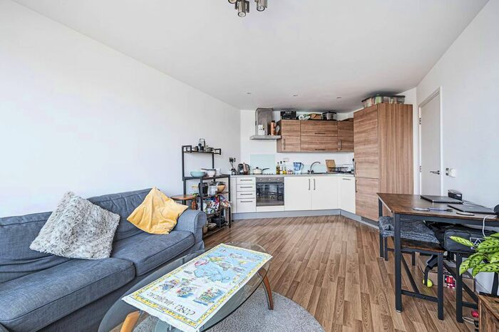 1 Bedroom Flat To Rent In Tyssen Street, Dalston, London, E8