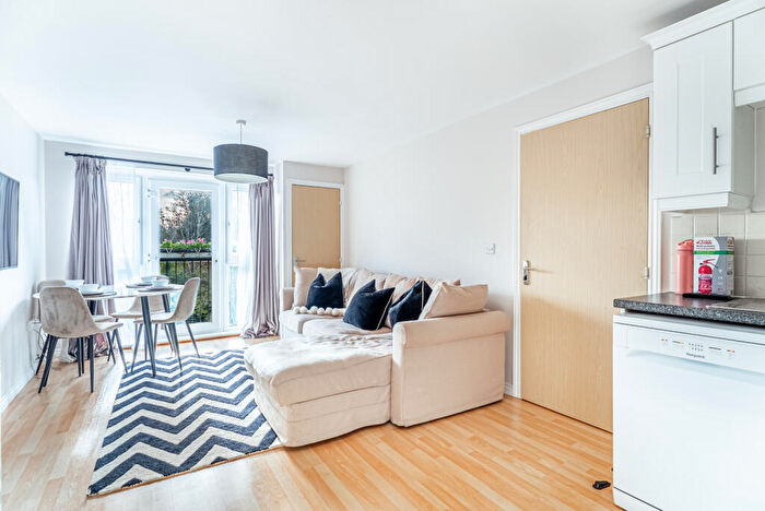 2 Bedroom Apartment For Sale In Loyd Court, Russet Drive, St. Albans, Hertfordshire, AL4