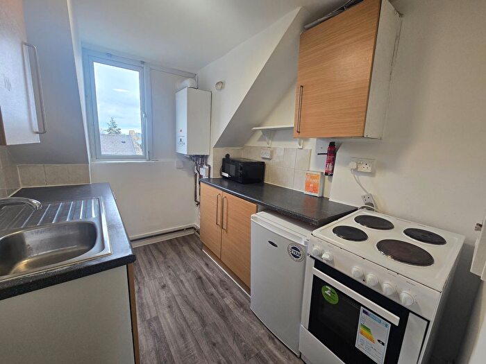 1 Bedroom Flat To Rent In Eardley Road, London, SW16