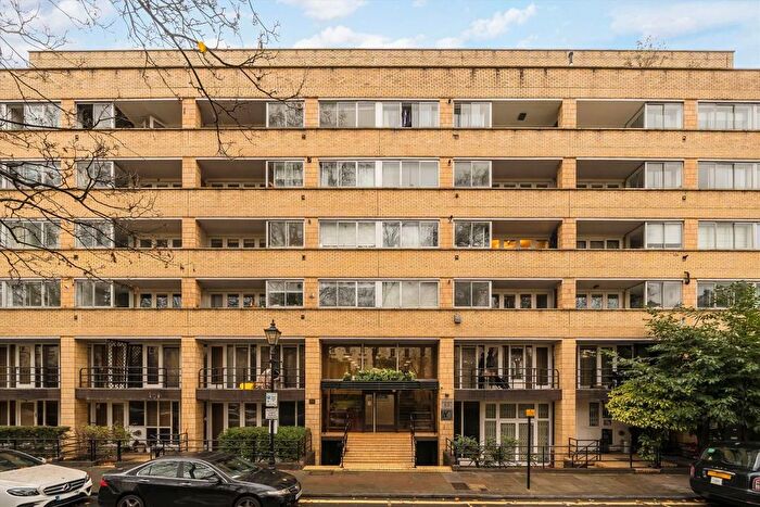 2 Bedroom Flat To Rent In Porchester Square, Notting Hill, W2