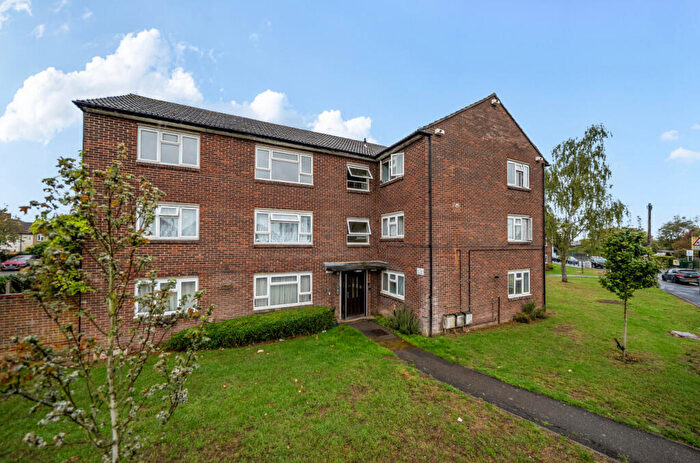 1 Bedroom Apartment For Sale In Tower Road, Ware, Hertfordshire, SG12