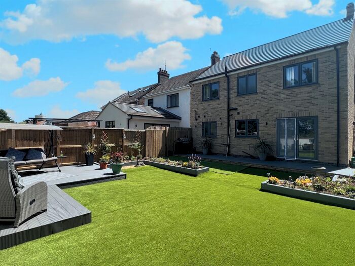 4 Bedroom Detached House For Sale In Peterborough Road, Whittlesey, Peterborough, PE7