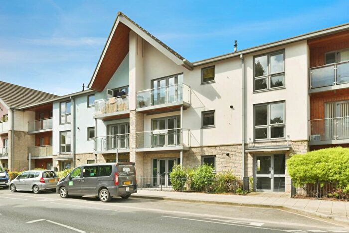 2 Bedroom Flat For Sale In Chapel Street, Devonport, Plymouth, PL1
