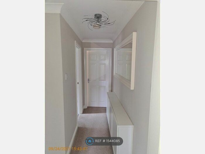 2 Bedroom Flat To Rent In Clifton, Bristol, BS8