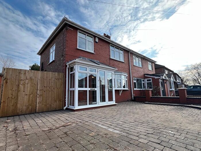 3 Bedroom Semi-Detached House To Rent In Bedford Road, Manchester, M41