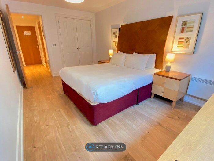 1 Bedroom Flat To Rent In Queen Street, London, EC4R