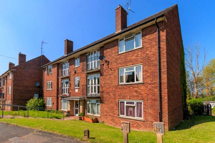 2 Bedroom Flat To Rent In Firmstone Road, Winchester, SO23