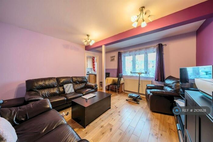 2 Bedroom Terraced House To Rent In Ayyaz Court, Aldershot, GU11