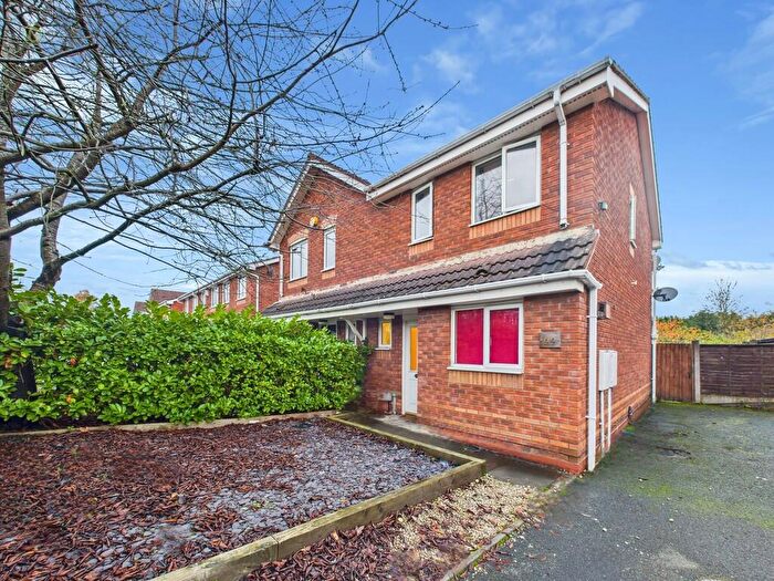 3 Bedroom Semi Detached House For Sale In Blackfriars Close, Tamworth, B79