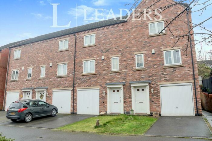 4 Bedroom Town House To Rent In Whitehead Close, Sileby, LE12