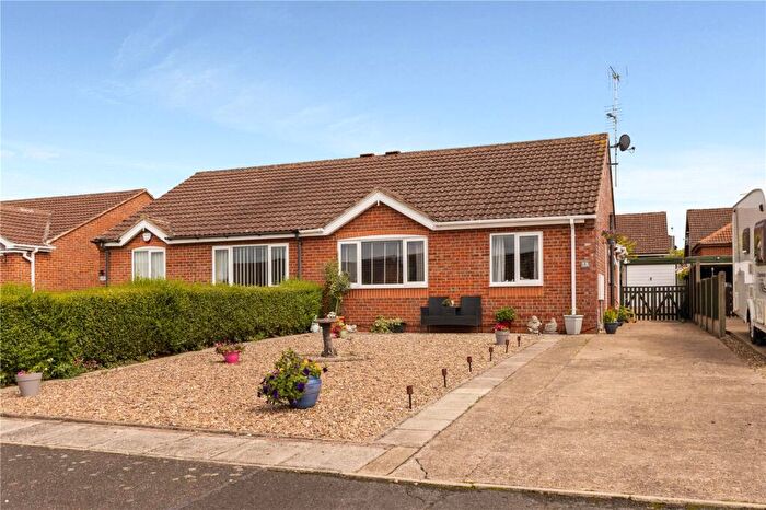 2 Bedroom Bungalow For Sale In Tennyson Close, Caistor, Lincolnshire, LN7
