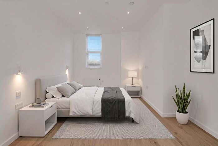 2 Bedroom Flat To Rent In **Limited Offer: £. Rent Contribution - Sunrise Parkway, Milton Keynes, MK14