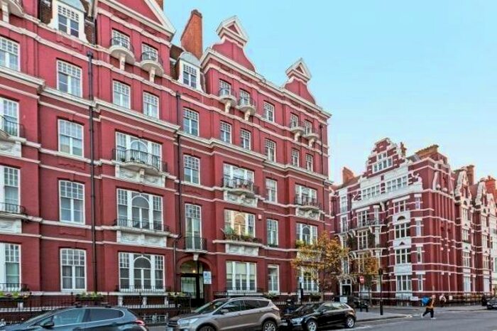 5 Bedroom Apartment To Rent In Old Marylebone Road, London, NW1