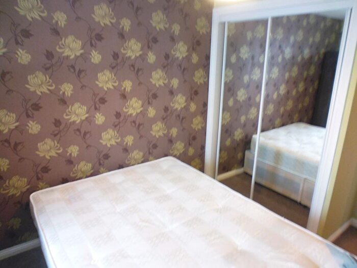 2 Bedroom Flat To Rent In A Wallace Street, Glasgow, G5