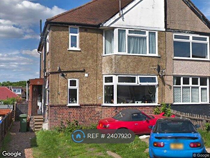 2 Bedroom Flat To Rent In Highfield Avenue, Erith, DA8