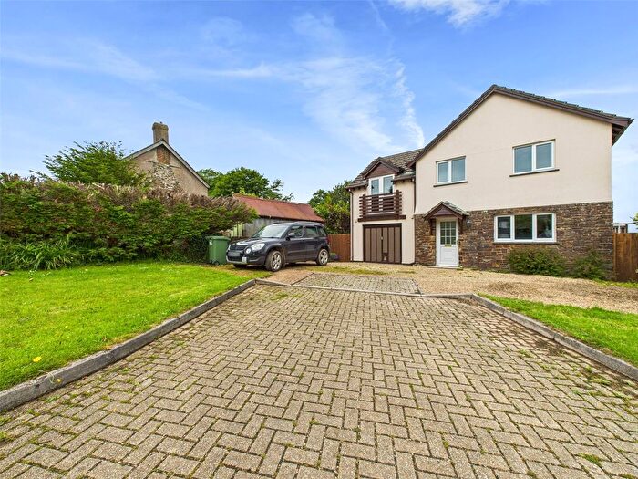 4 Bedroom Detached House For Sale In Holsworthy, Devon, EX22