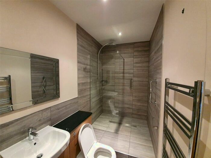 1 Bedroom Apartment To Rent In Forman House, Hucknall Road, Nottingham, Nottinghamshire, NG5