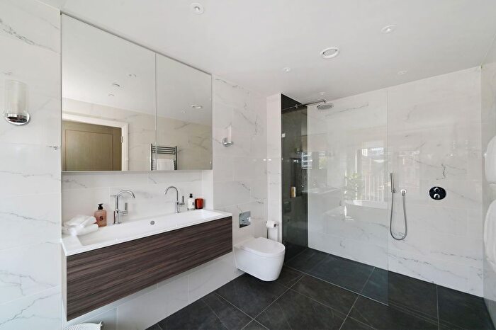 3 Bedroom Flat To Rent In Marylebone Mansions, Molyneux Street, W1H