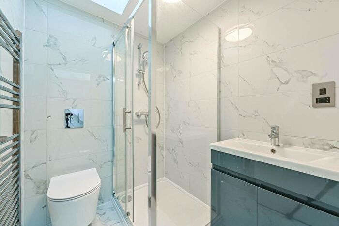6 Bedroom House To Rent In Bride Street, Barnsbury, London, N7