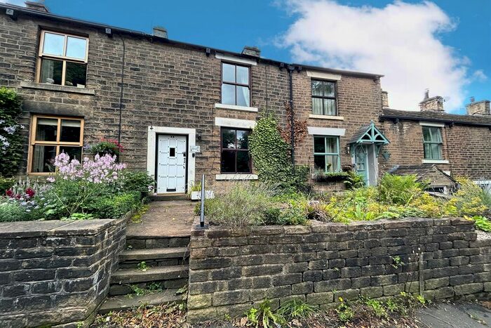 2 Bedroom Terraced House For Sale In Glossop Road, Little Hayfield, High Peak, SK22