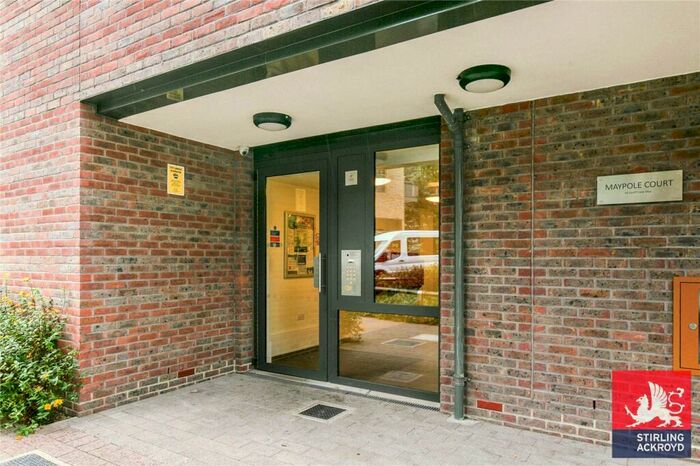 2 Bedroom Apartment To Rent In Maypole Court, Geoff Cade Way, London, E3