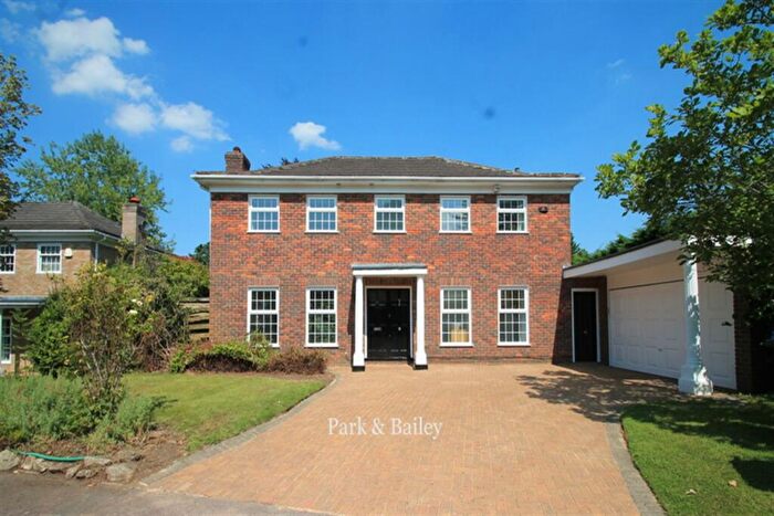 5 Bedroom House To Rent In Bedroom Detached House In Warlingham, CR6