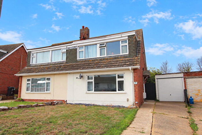3 Bedroom Semi-Detached House For Sale In Pickers Way, Holland-On-Sea, CO15