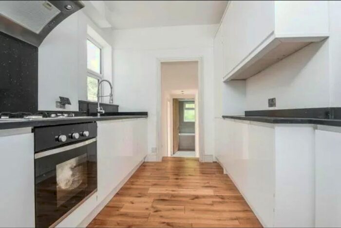 1 Bedroom Flat To Rent In Fairthorn Road, Chalton Greenwich, London, SE7