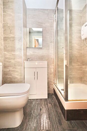 Studio To Rent In Southgate Road, London, N1